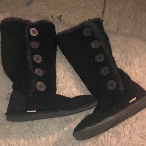 Black cozy boots 🖤